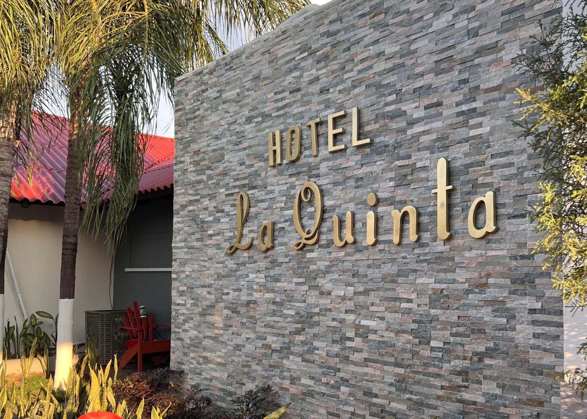 Hotel La Quinta La Ceiba Esterno foto